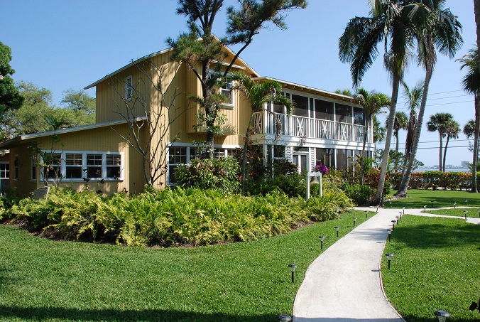 How Does the 12 Palms Difference Help in My Alcohol Rehabilitation Program?